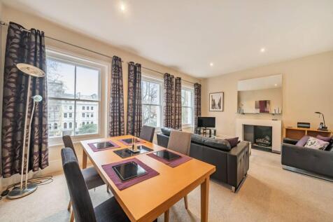 Cornwall Gardens, South Kensington... 2 bed flat for sale