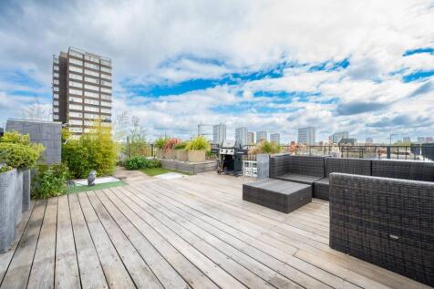 St Stephens Gardens, Notting Hill... 2 bed flat for sale