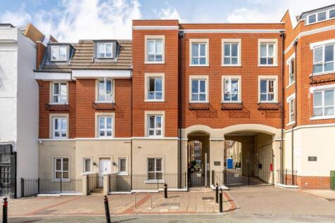 Coopers Court, Church Road, London, W3 1 bed flat for sale