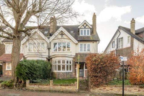 Rodway Road, Putney Heath, London, SW15 Studio for sale