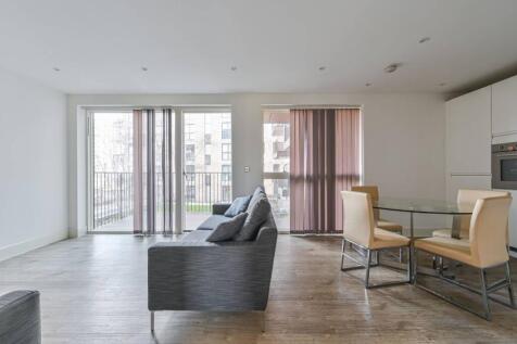 Lakeside Drive, Park Royal, London, NW10 2 bed flat for sale