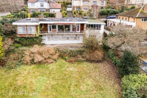 Foxglove Road, Almondbury, West... 4 bed detached house for sale