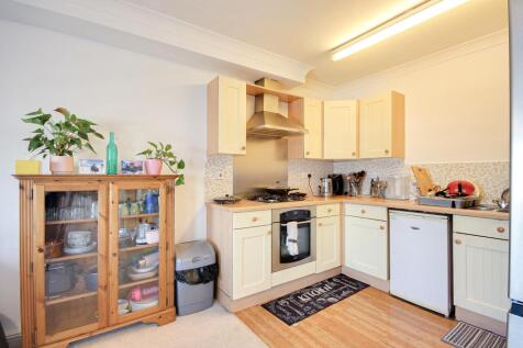 Mayhill Way, GRH (Gloucestershire... 2 bed flat for sale