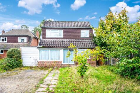 Send Hill, Send, Woking, GU23 4 bed bungalow for sale