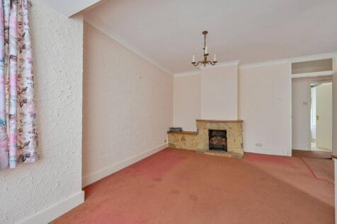 Send Hill, Send, Woking, GU23 4 bed bungalow for sale