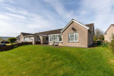 10 Duff Avenue, Moulin, Pitlochry... 3 bed link detached house for sale