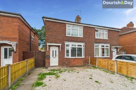 Second Avenue, Stafford ST16 3 bed semi