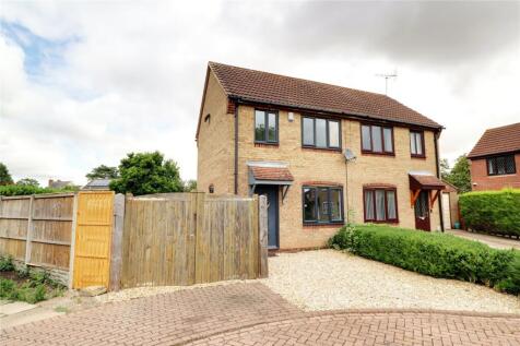 2 bedroom semi-detached house for sale