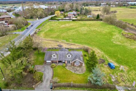 5 bedroom bungalow for sale