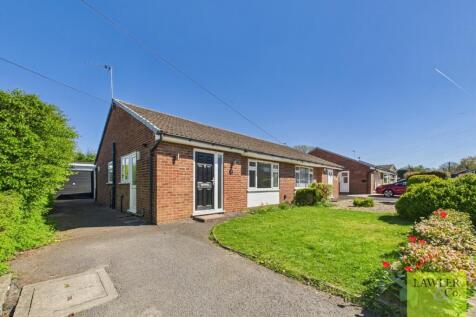 2 bedroom semi-detached bungalow for sale