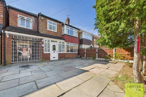5 bedroom semi-detached house for sale
