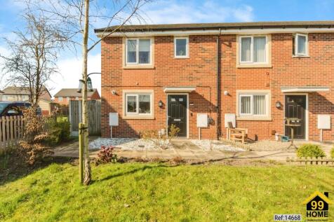 Maplins Moss Place, Crewe, Cheshire, CW1 3 bed end of terrace house for sale