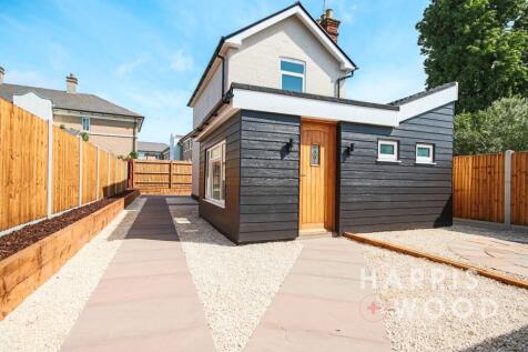 2 bedroom detached house for sale
