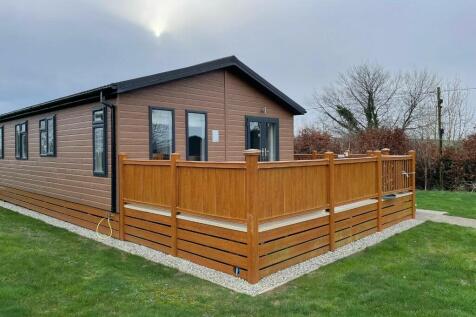 3 bedroom lodge for sale