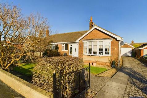 2 bedroom semi-detached bungalow for sale