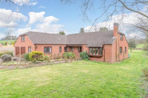 Detached bungalow for sale