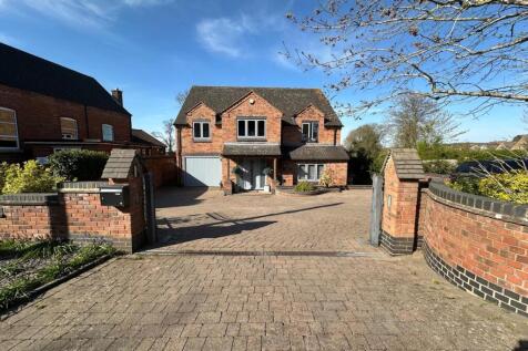 Church Lane, Whitwick, Coalville, LE67 5 bed detached house for sale