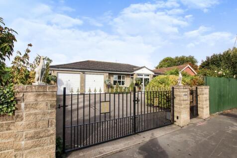 3 bedroom bungalow for sale