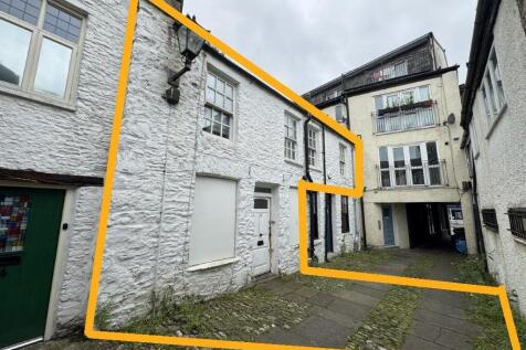 2 bedroom cottage for sale