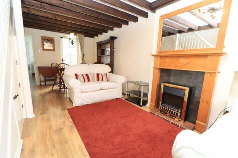 Mill Street, Newport Pagnell... 2 bed terraced house for sale