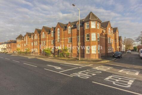 Chorley Road, Bolton BL5 2 bed flat for sale
