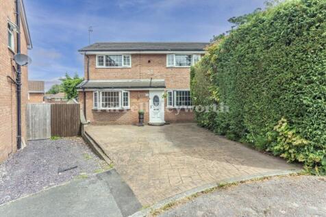 The Cedars, Chorley PR7 3 bed house for sale