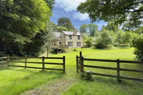 Penwartha, Perranporth 3 bed detached house for sale