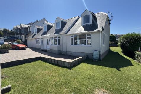 Liskey Hill Crescent, Perranporth... 6 bed detached bungalow for sale