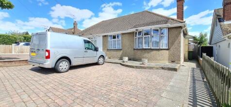2 bedroom semi-detached bungalow for sale