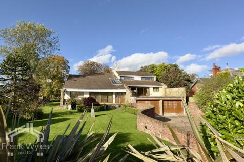 Dubside, Wrea Green 5 bed detached house for sale