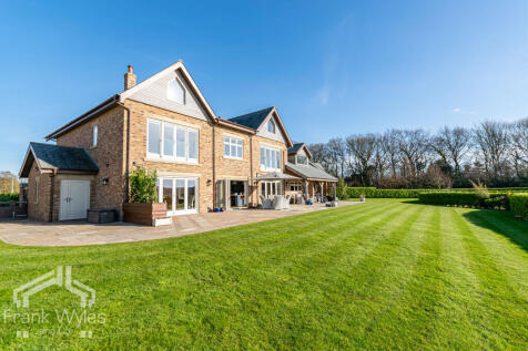 Stainton, Ballam Oaks, Ballam Road... 5 bed detached house for sale