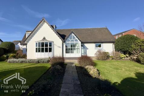 West Beach, Lytham 4 bed detached house for sale