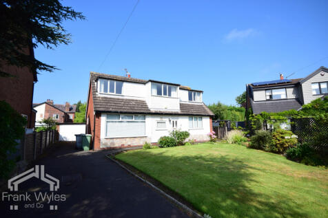 South Holme, Lytham 3 bed detached bungalow for sale
