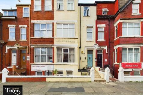 12 bedroom terraced house for sale