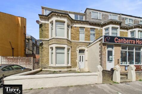 5 bedroom apartment for sale