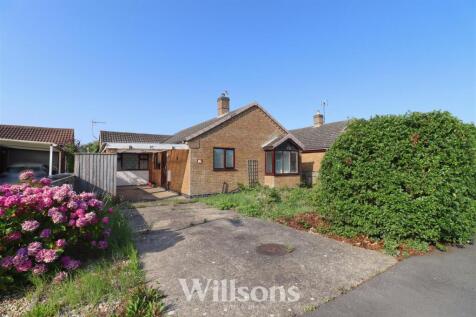 Church Park, Sutton On Sea 2 bed detached bungalow for sale