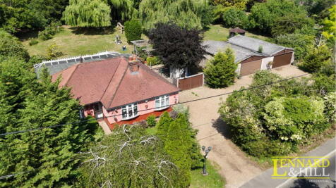 5 bedroom detached bungalow for sale
