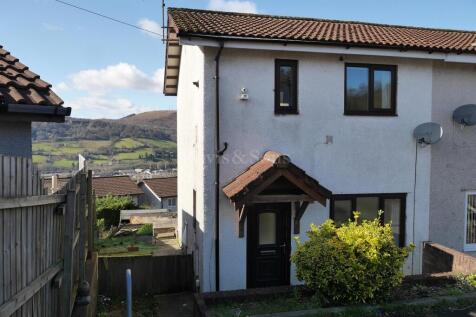Cader Idris Close, Risca, Newport. NP11 2 bed semi