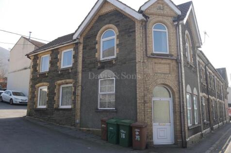 Newport Road, Cwmcarn, Newport. NP11 2 bed end of terrace house for sale