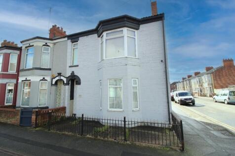 4 bedroom end of terrace house for sale