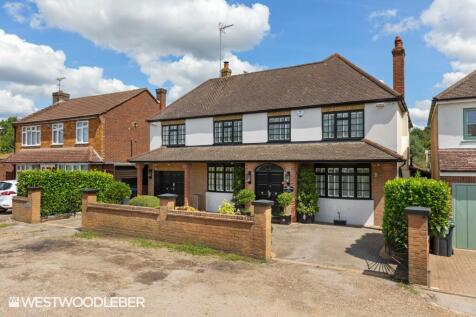 Stanstead Road, Hoddesdon EN11 5 bed detached house for sale