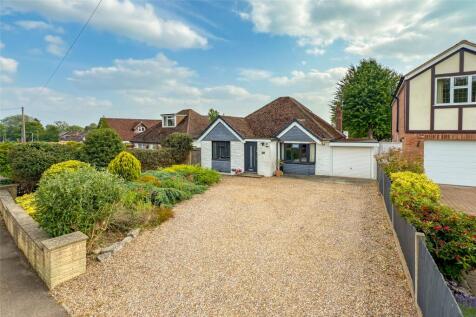 Tippendell Lane, St. Albans... 5 bed bungalow for sale