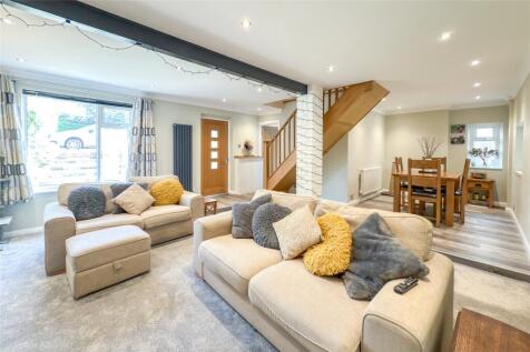 Mount Drive, Park Street, St. Albans... 4 bed bungalow for sale