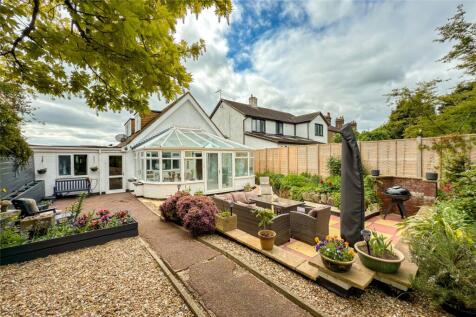 Woodside Road, Woodside... 4 bed bungalow for sale