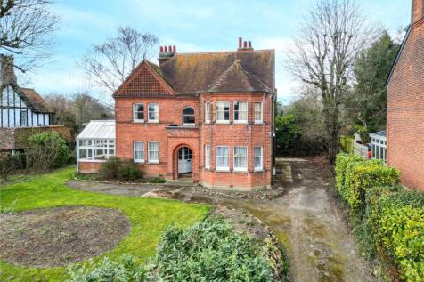 London Road, Braintree, Essex, CM7 4 bed detached house for sale