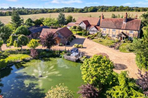 High Wych, Sawbridgeworth, Herts, CM21 5 bed detached house for sale
