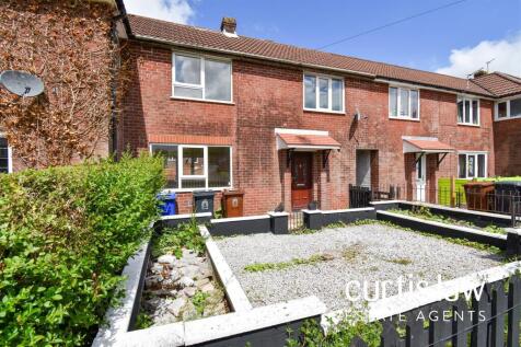 Lancaster Drive, Clayton Le Moors 2 bed terraced house for sale