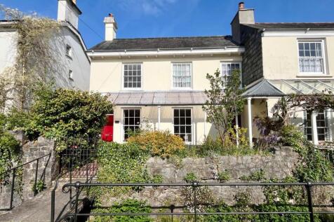 Plymouth Road, Buckfastleigh TQ11 4 bed end of terrace house for sale