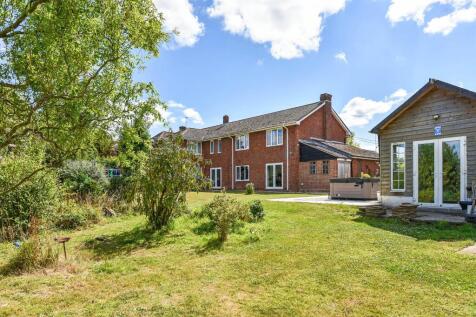 4 bedroom semi-detached house for sale