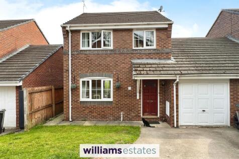 3 bedroom semi-detached house for sale